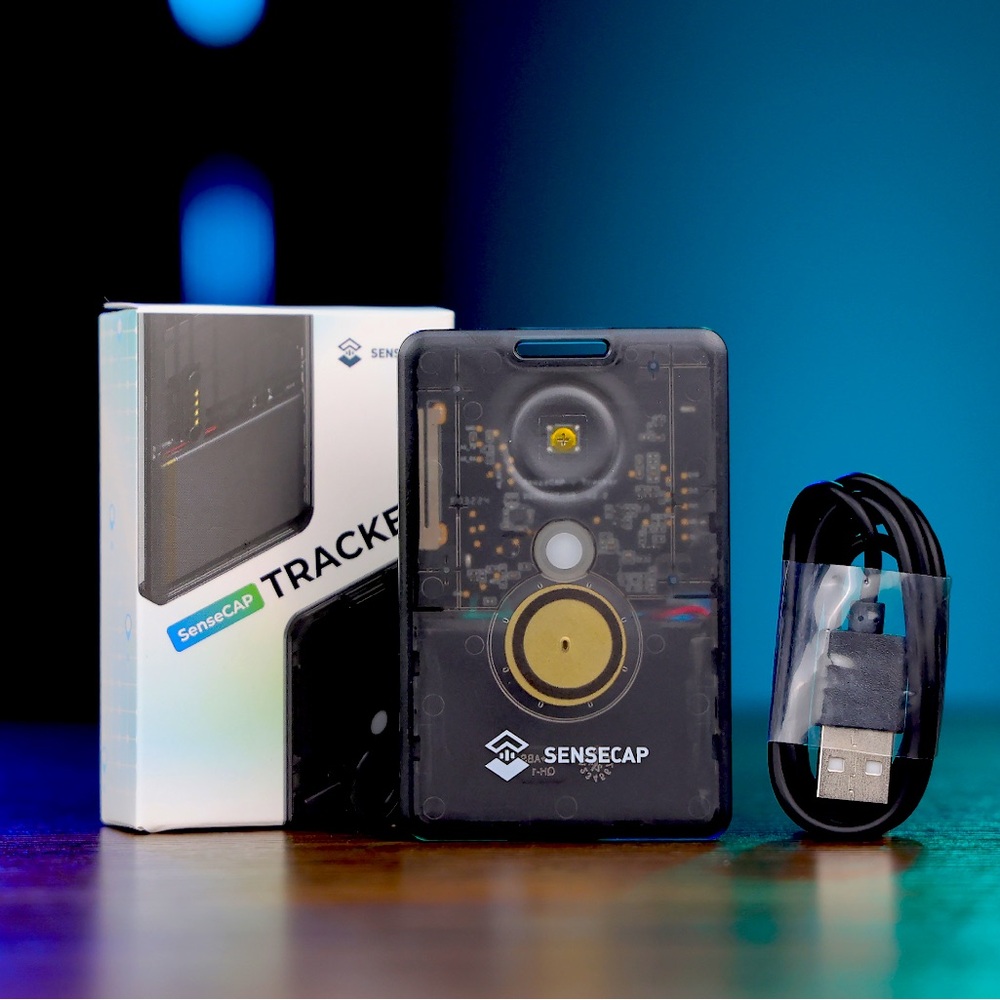 Seeed Studio SenseCAP T1000‑E Card Tracker for Meshtastic
